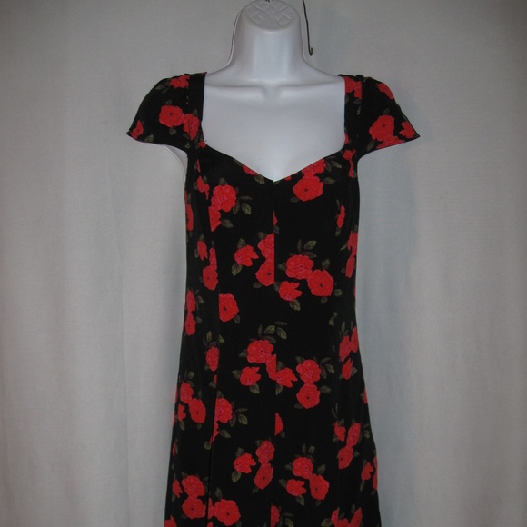 Kimchi Blue Dresses & Skirts - UO Kimchi Blue Strappy Back Floral Dress